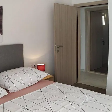 Stella Apartment *